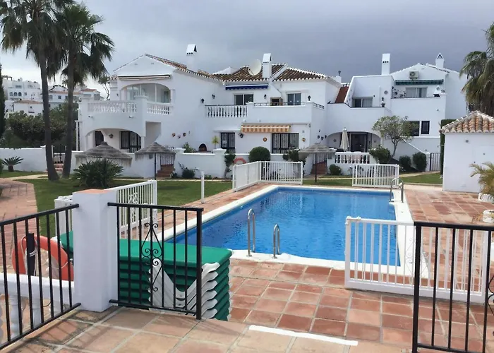 Oasis Del Nora Apartment *